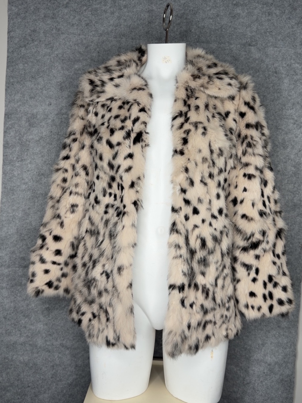 Hoss Intropia Leopard Print Faux Fur Coat Women’s Size 38 Ivory Beige Black Made